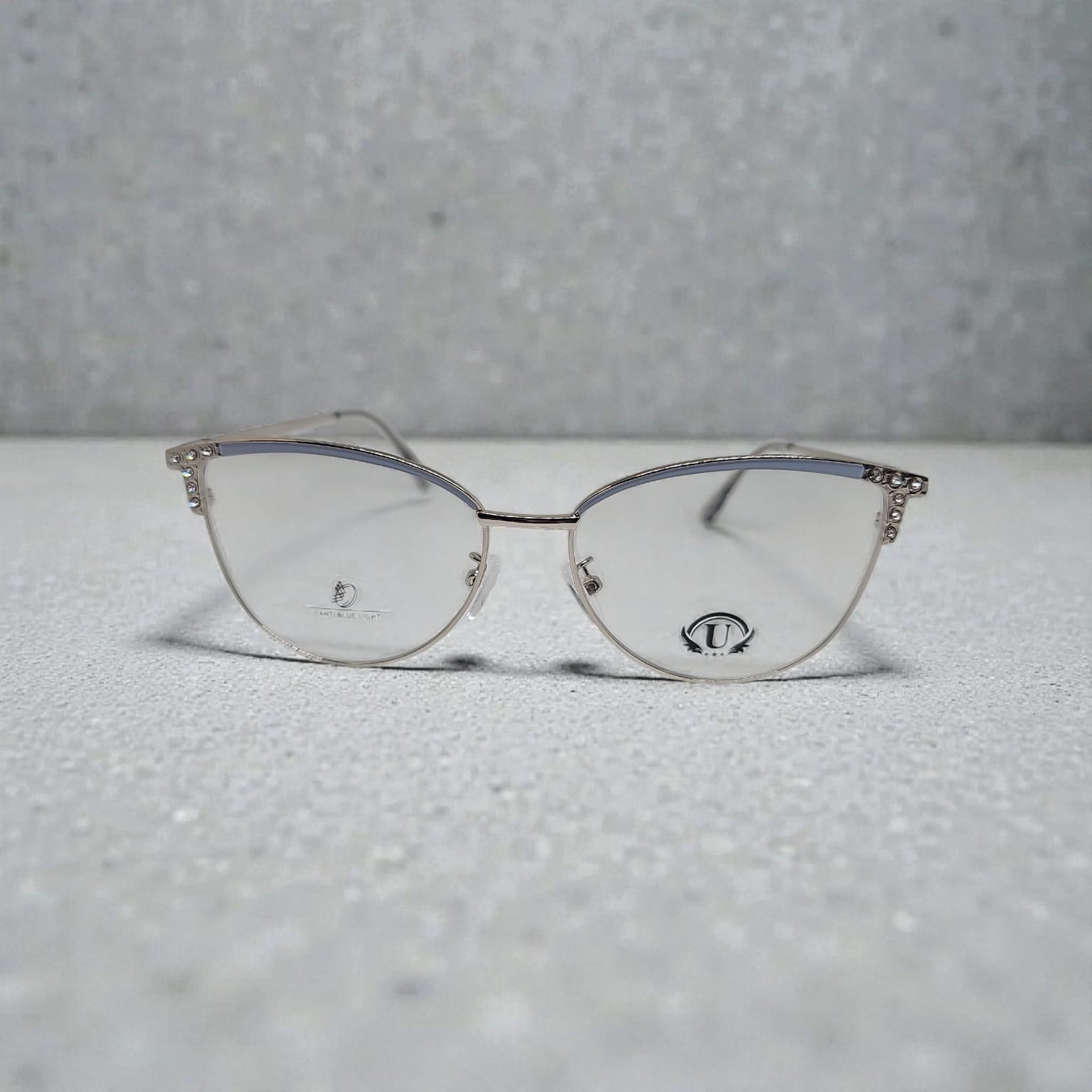 UO 1098 SIZE 53 15 145