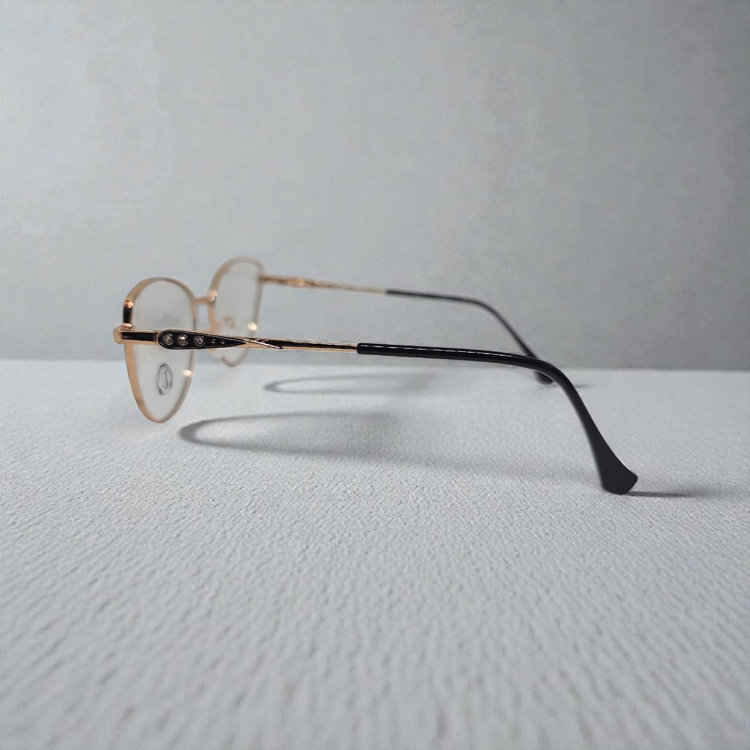 UO 95 293 SIZE 51 15 145
