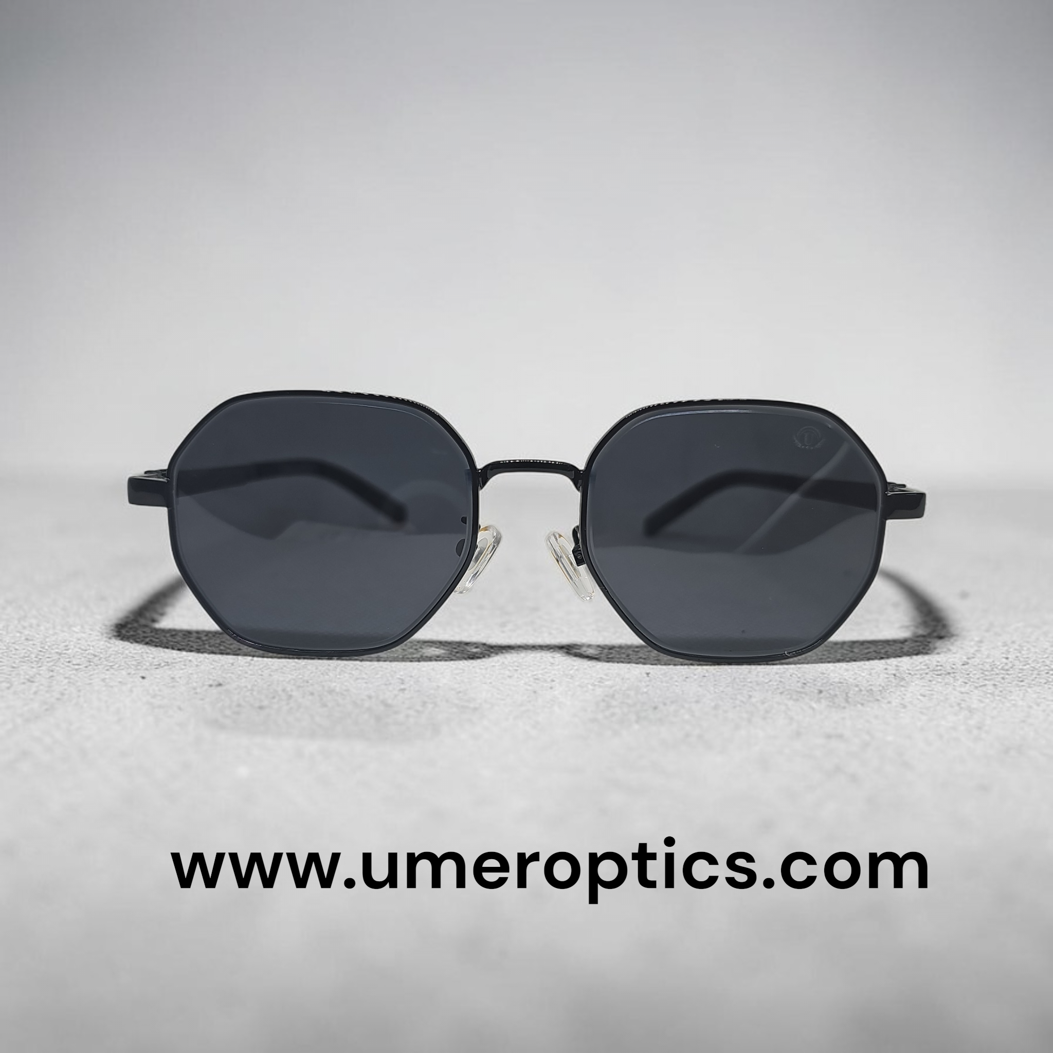 Uo 2703 size 57 18 151