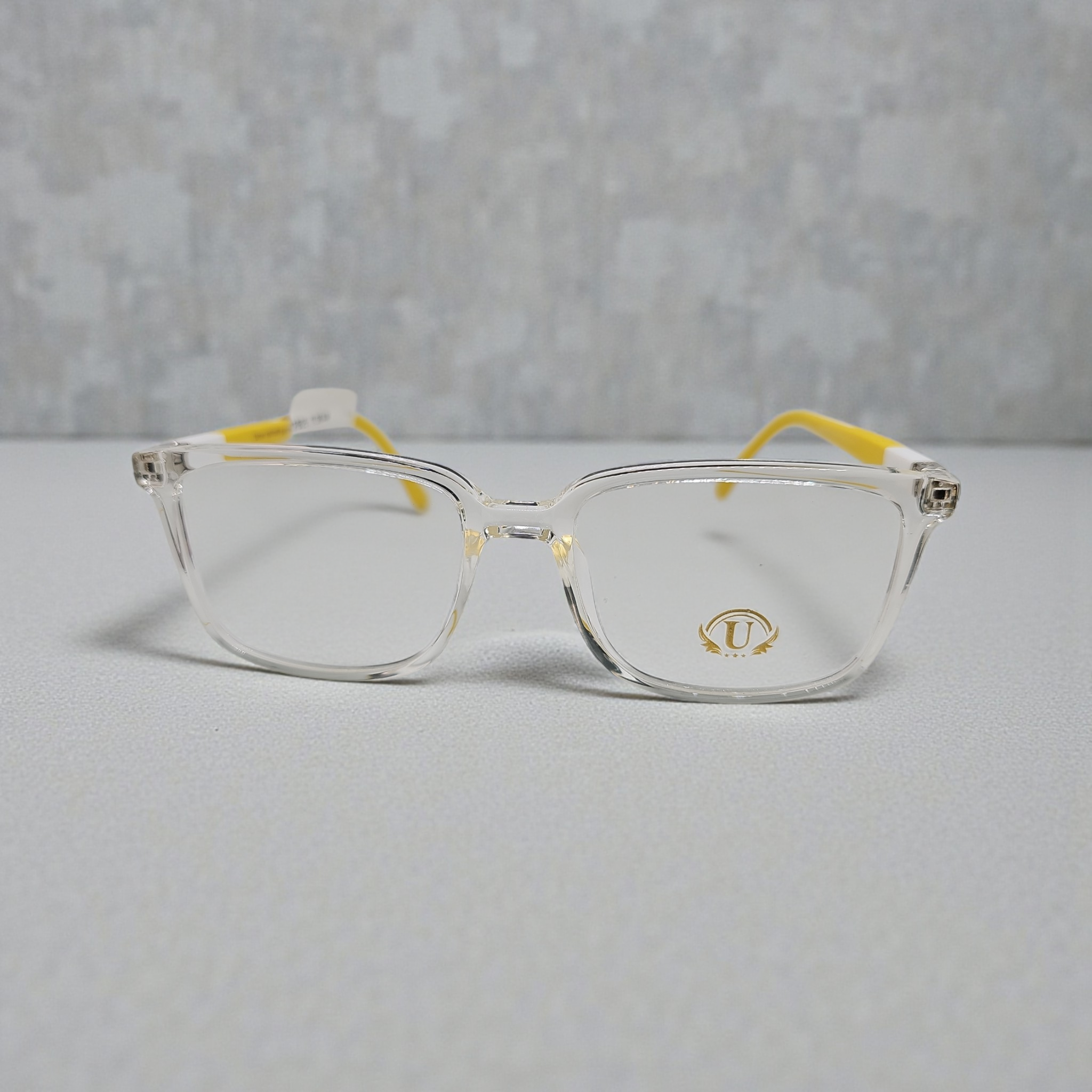 U O 23003 size 53 19 136