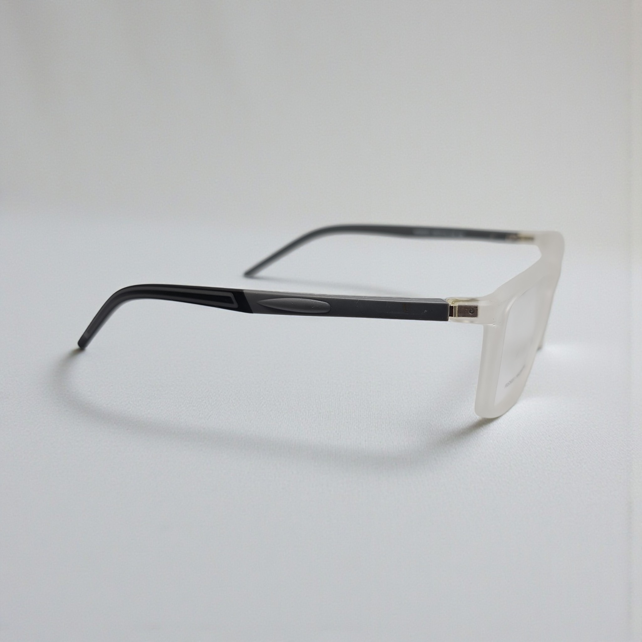 Uo 6001 size 56 19 146