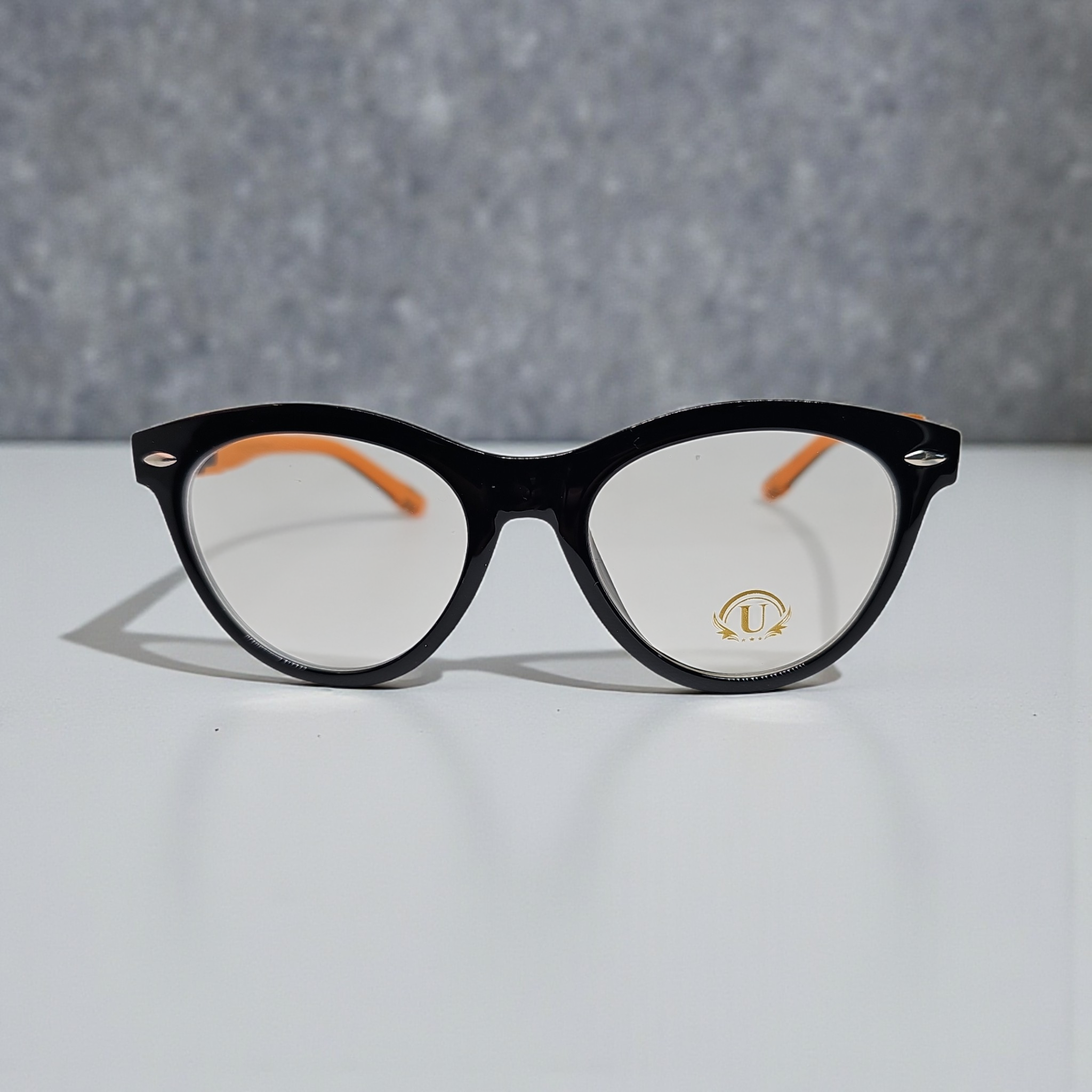 UO 213 size 46 19 130