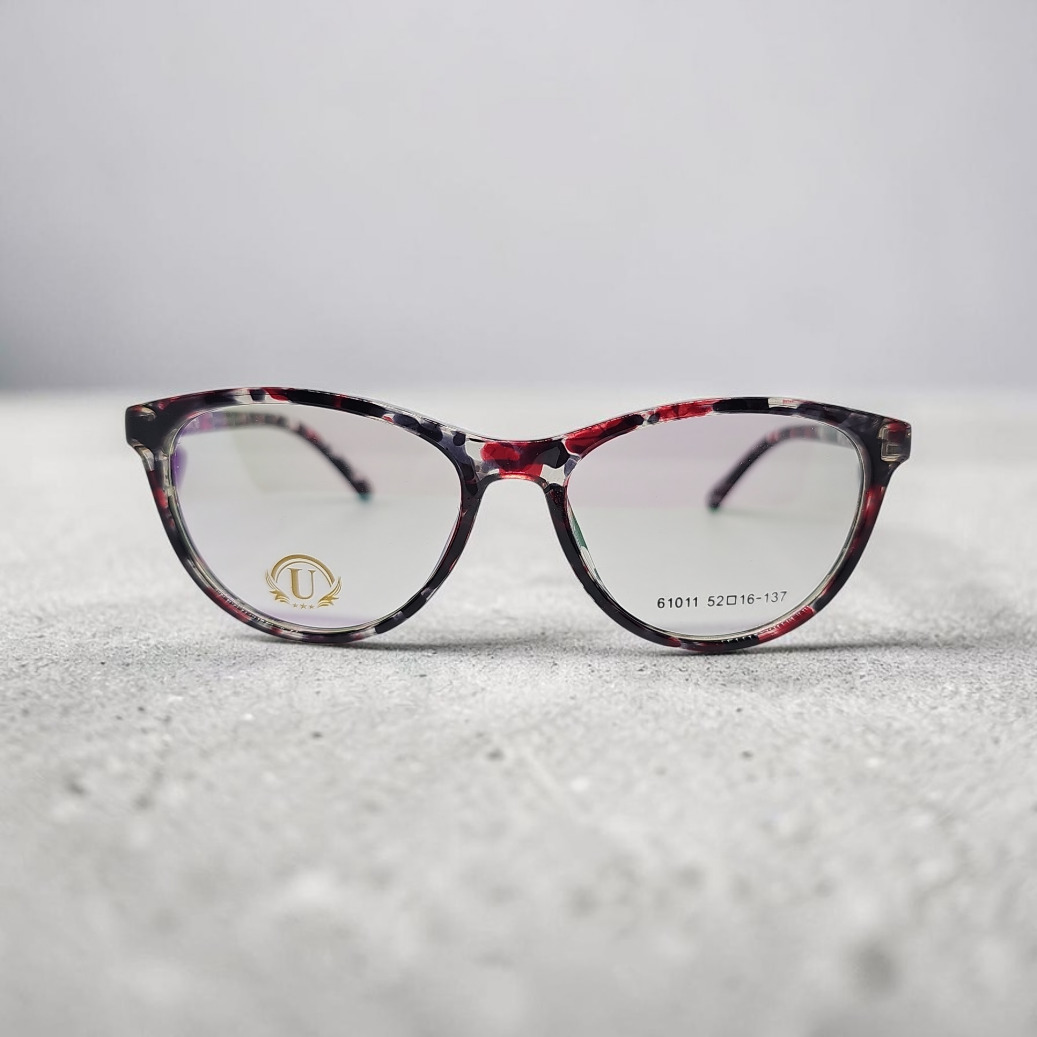 Uo 61011 size 52 16 137