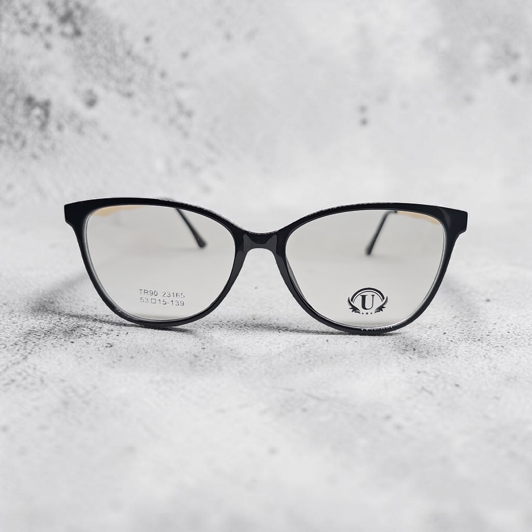 Uo 23165 size 53 15 139