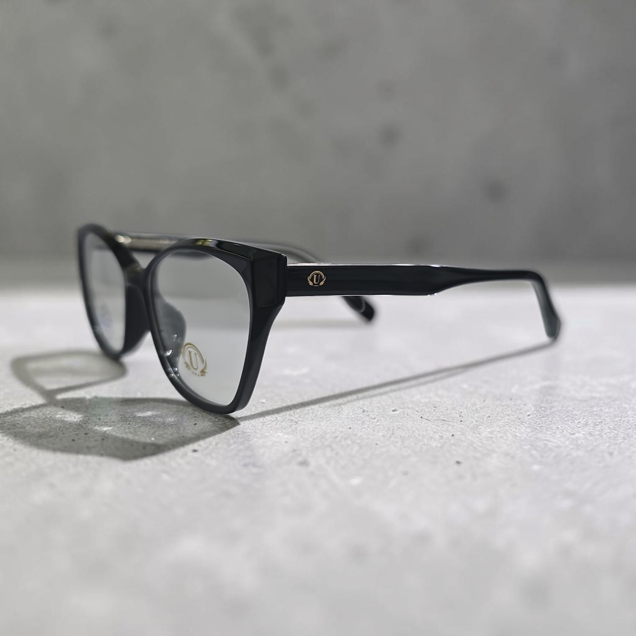 Uo 8500 size 55 16 145
