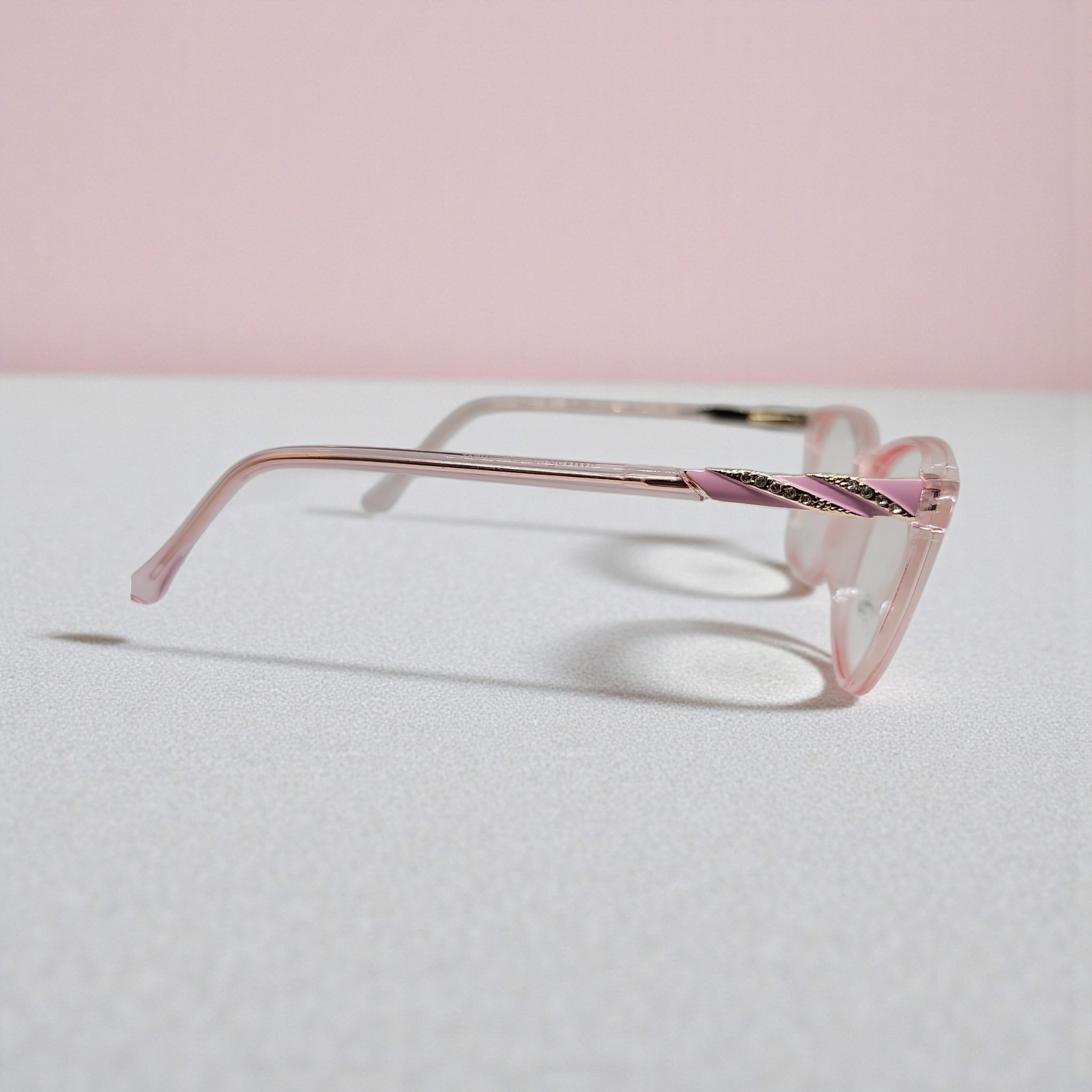 Uo m 1999 size 52 16 139