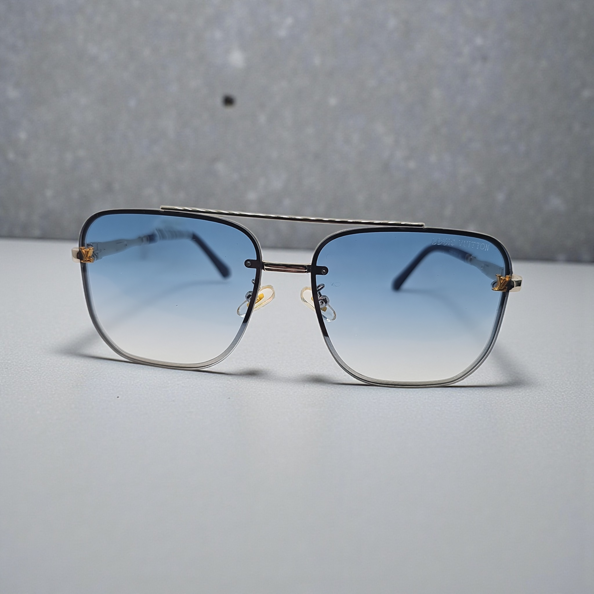 LOUIS VUITION  23253 size59 14 142