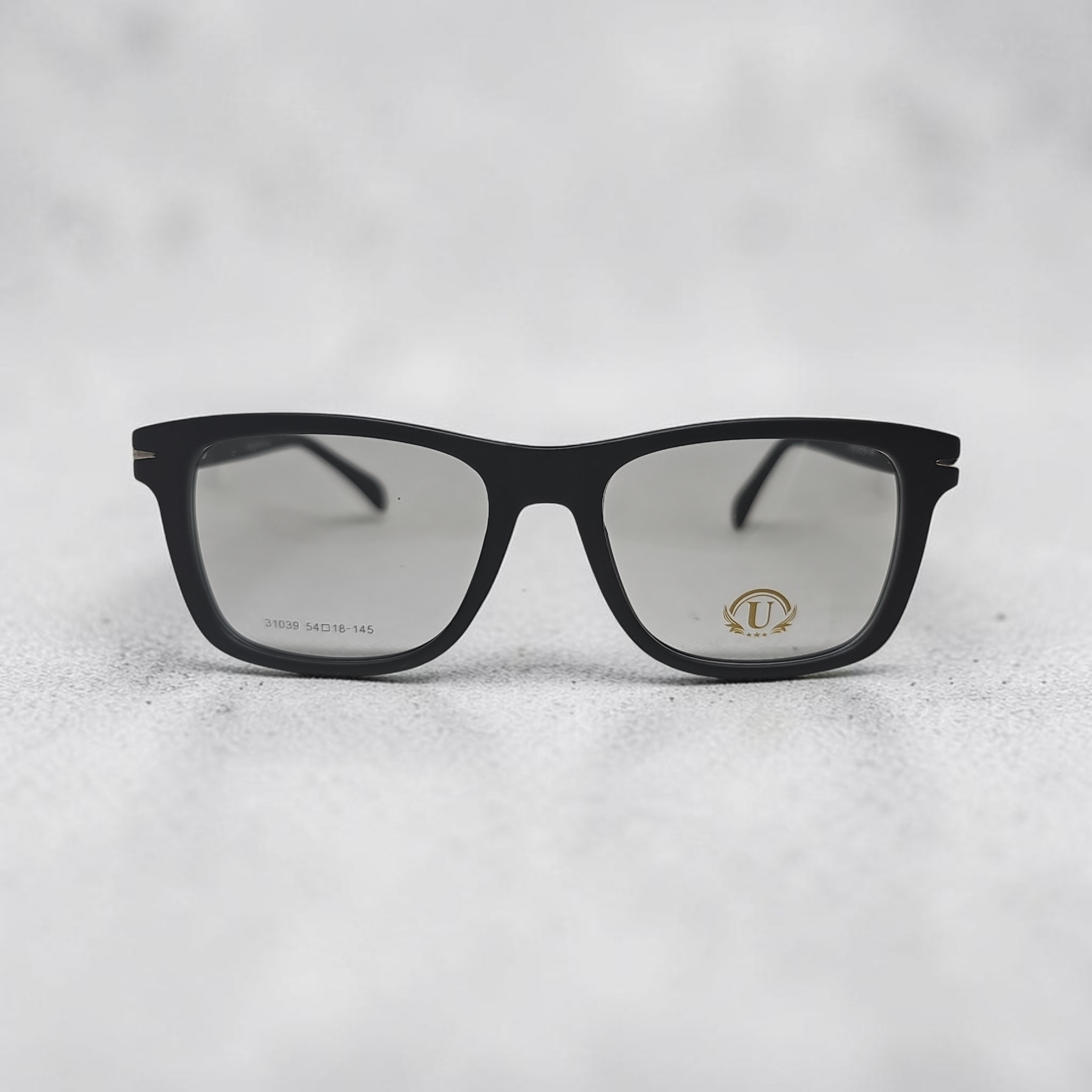 Uo 31039 size 54 18 145