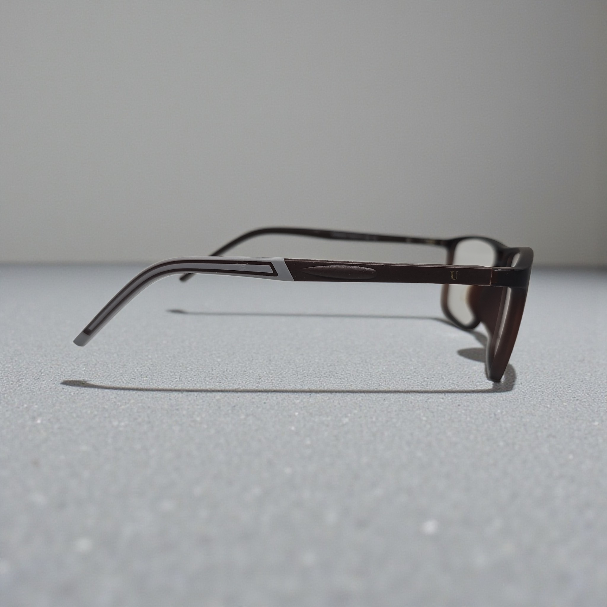 Uo  6003 size 53 17 146