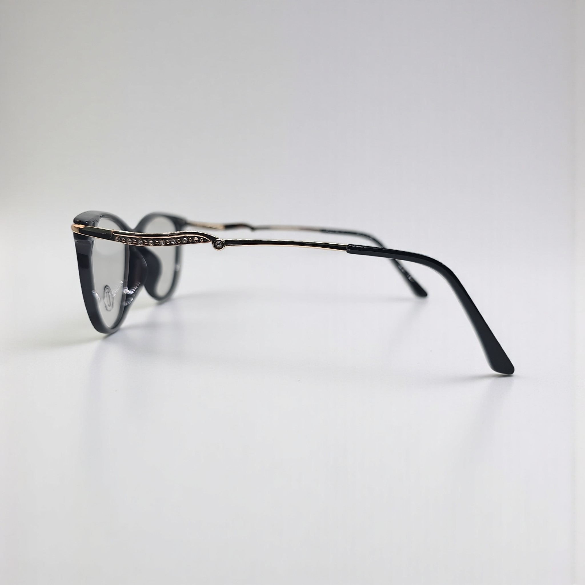 Uo 1920 size 53 17 139