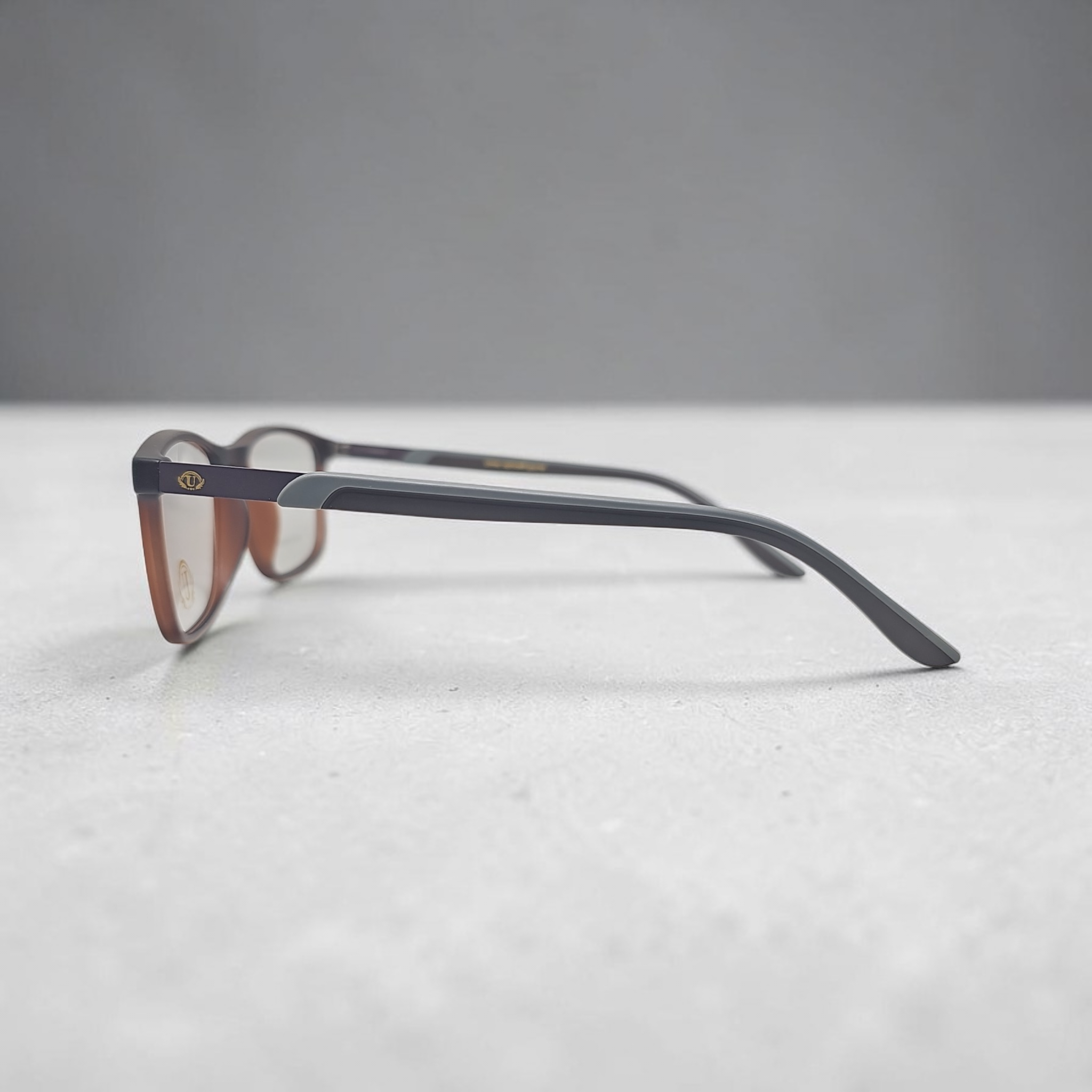 Uo h512 size 53 16 144