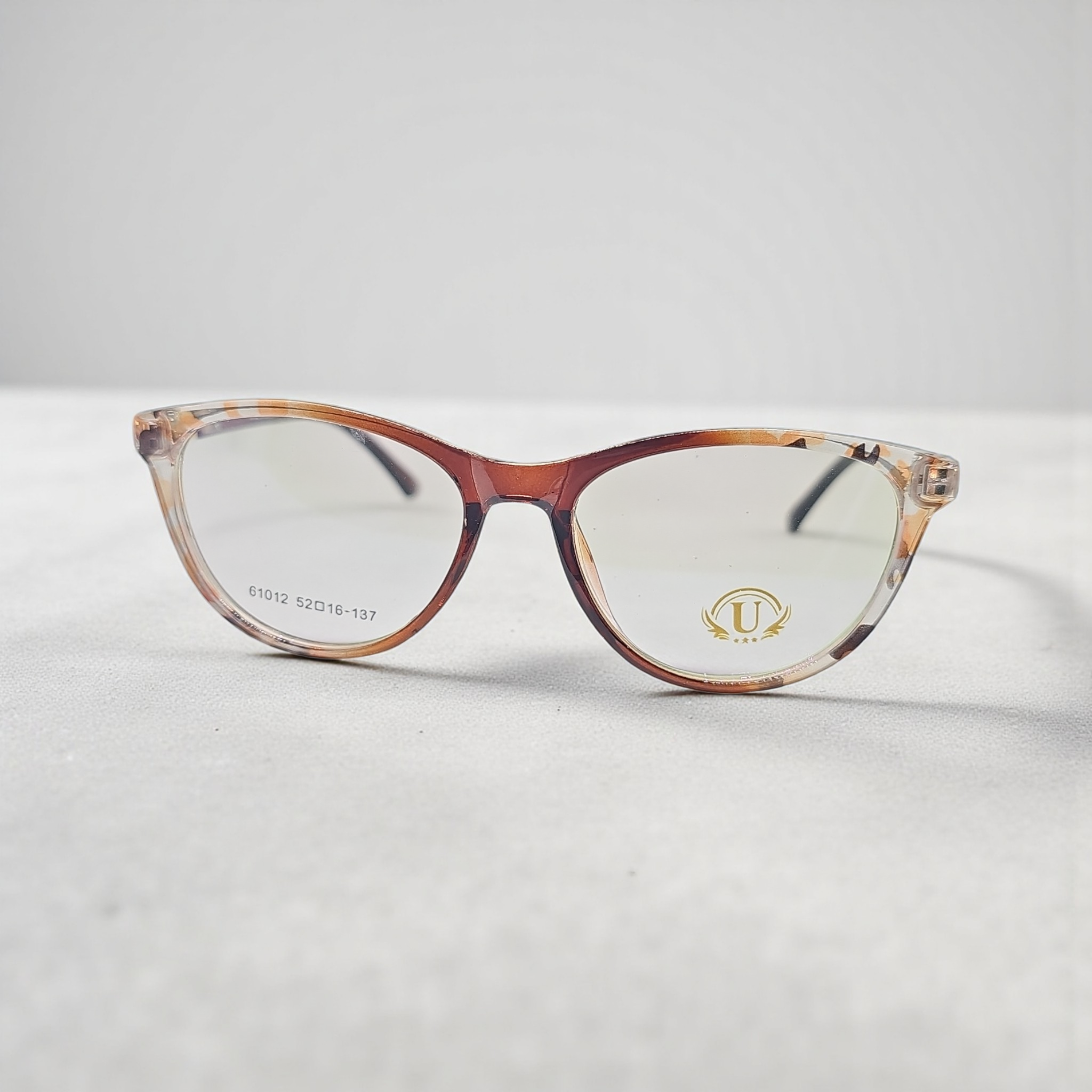 Uo 61012 size 52 16 137