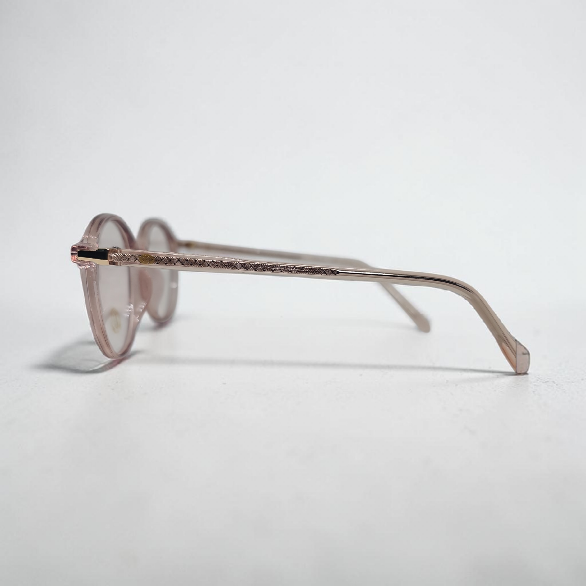 Uo 8405 size 52 18 146