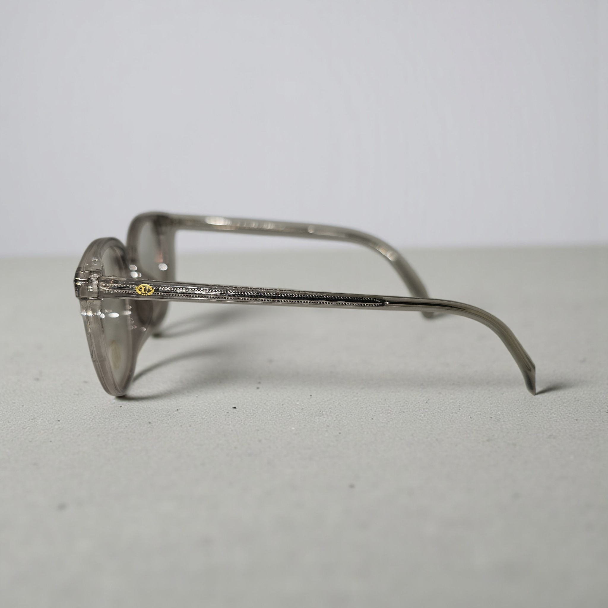 Uo 7043 size 50 15 141