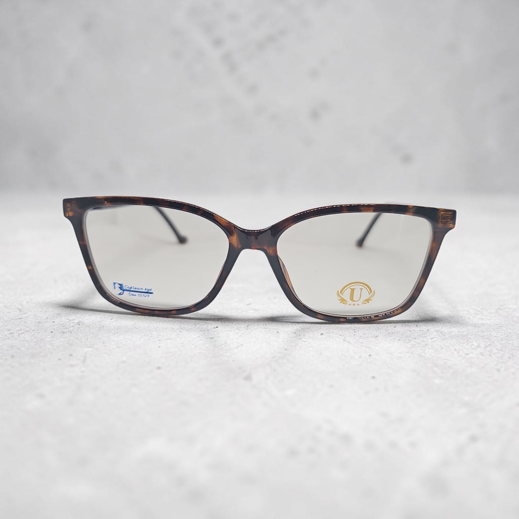 Uo dk 10109 size 53 15 140