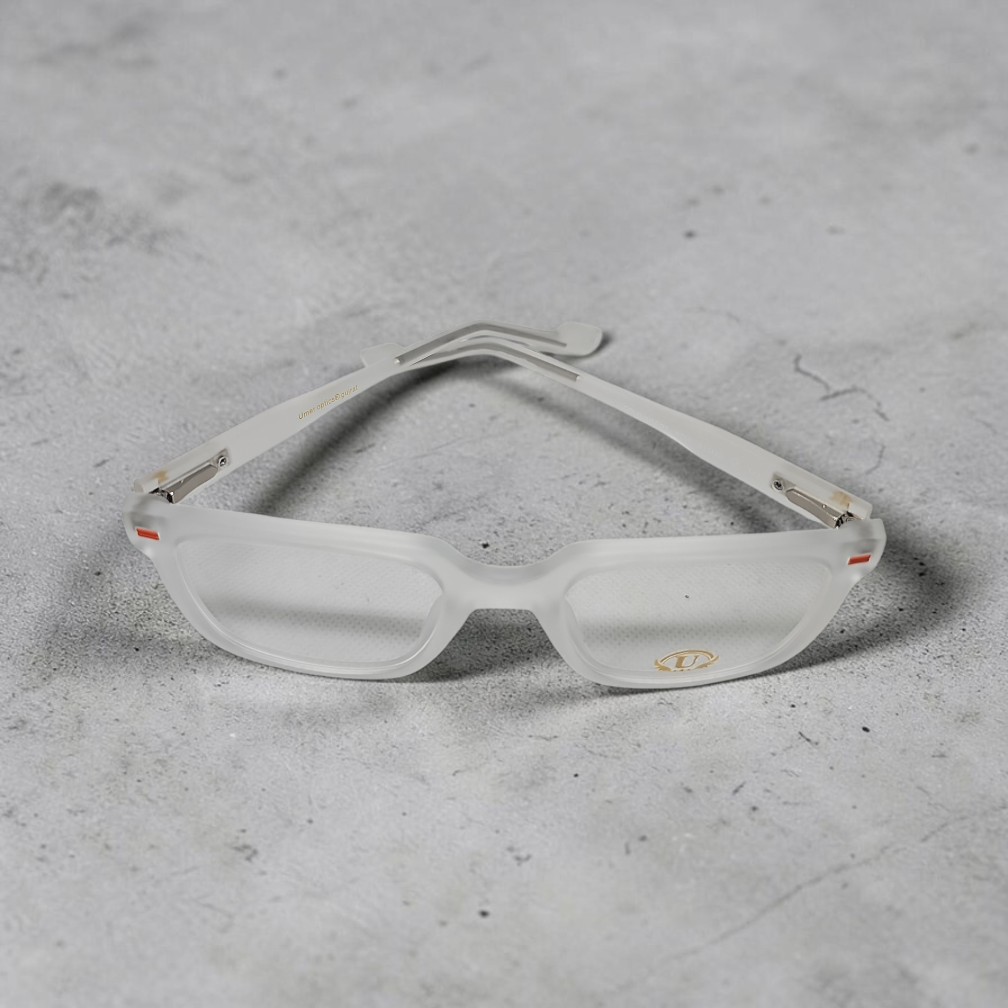 Uo 8703 size 51 22 142