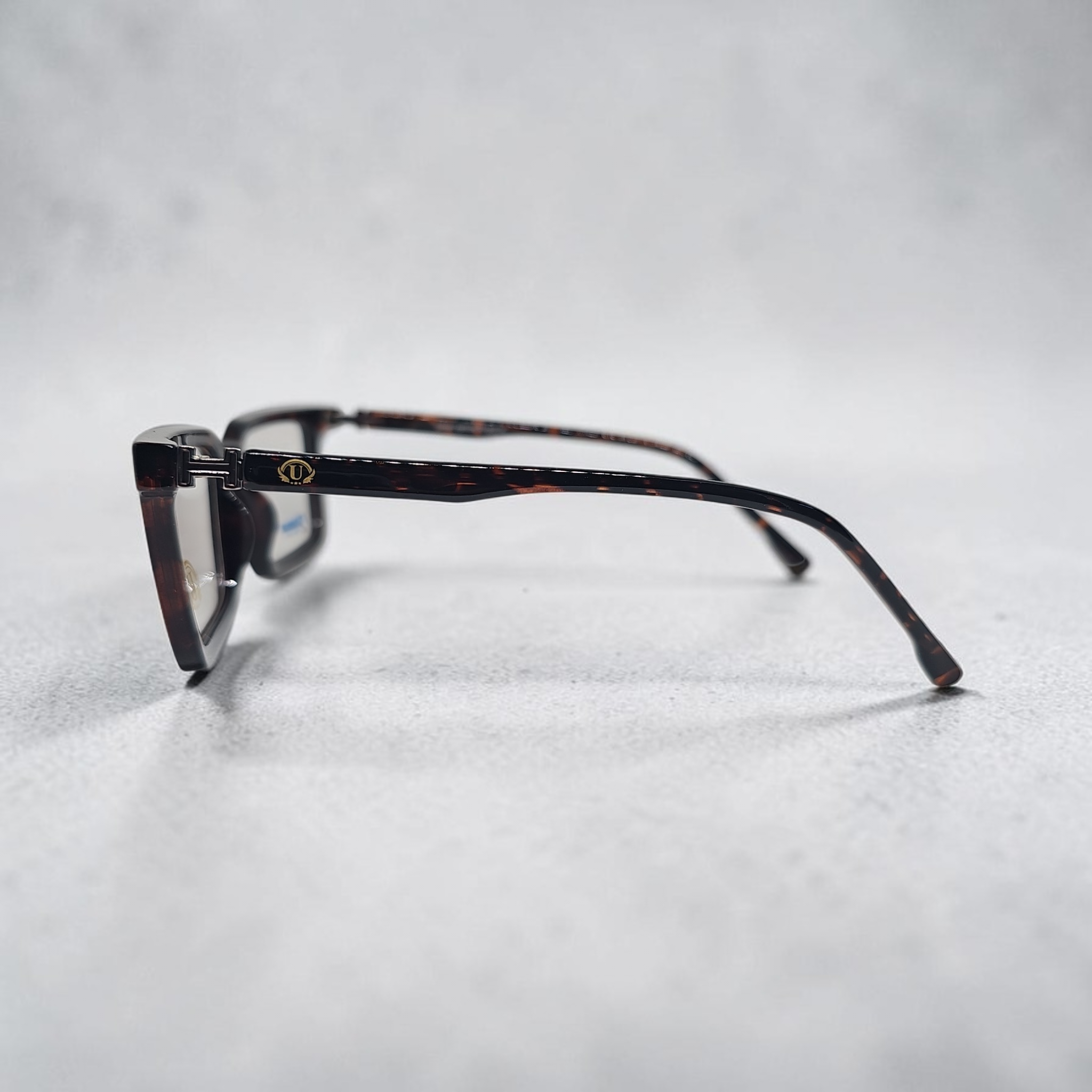 Uo dk0 10106 size 51 19 140