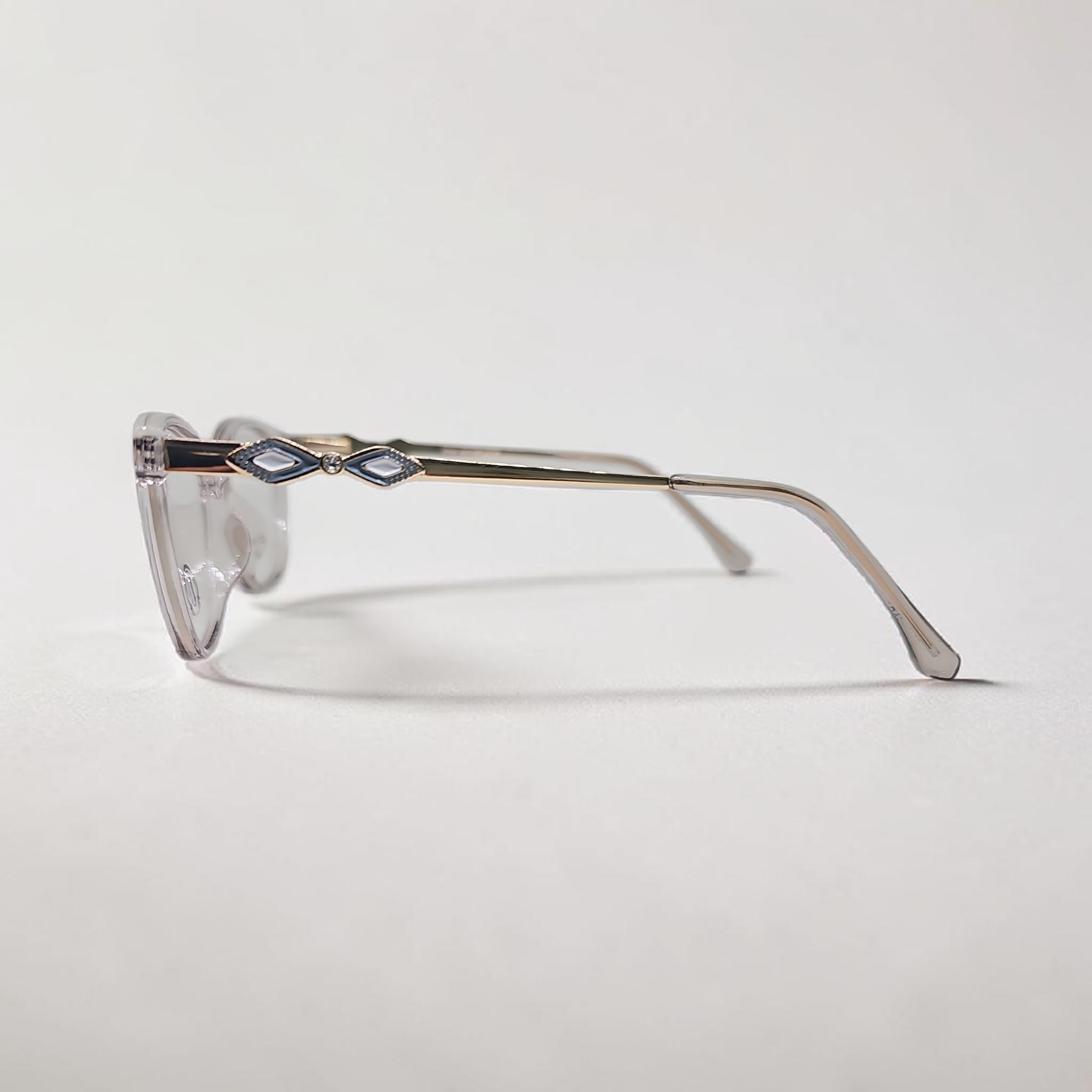 Uo 23194 size 53 16 143