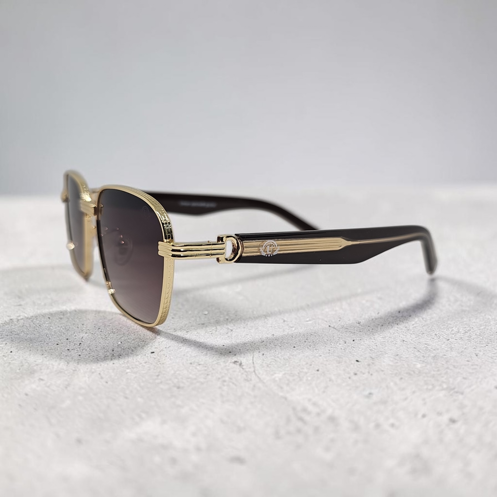 Uo 2734 size 55 19 154